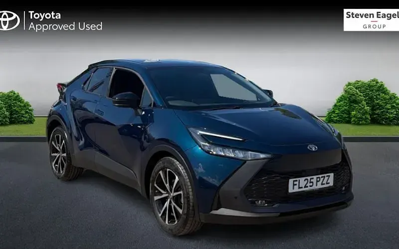 Used Toyota C-HR Design 140 HP (102 kW) 2026 SUV
