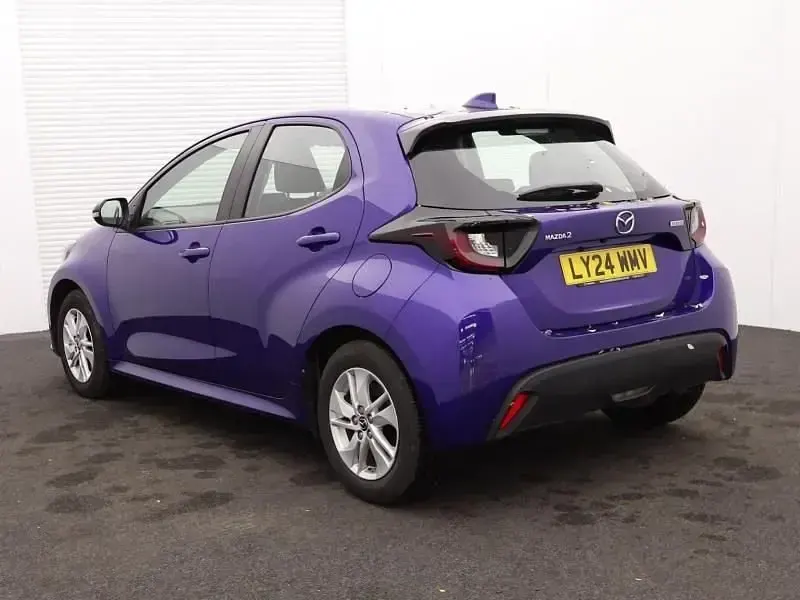 Begagnad Mazda 2 Center-Line 116 HK (85 kW) 2024 Blå Halvkombi