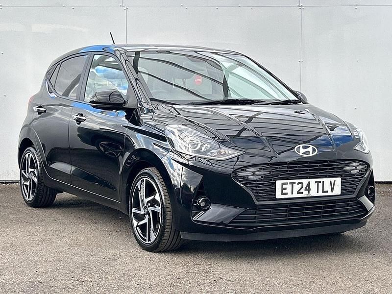 Black Used 2024 Hyundai i10 Premium Hatchback | £14,950 (Fair price) - Image 1/4