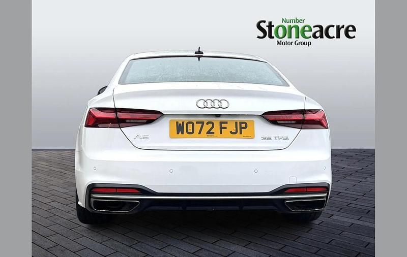 Usado Audi A5 Sport 150 HP (110 kW) 2023 Branco Coupé