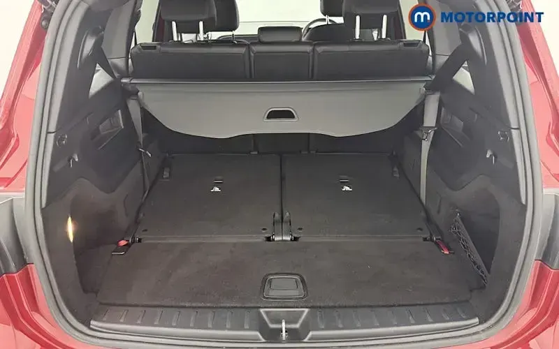 Used Mercedes GLB200 AMG Line Premium 163 HP (119 kW) 2022 Red SUV