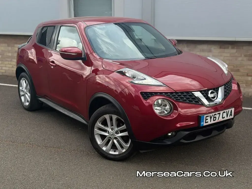 Used Nissan Juke N-Connecta 115 HP (84 kW) 2017 Red SUV