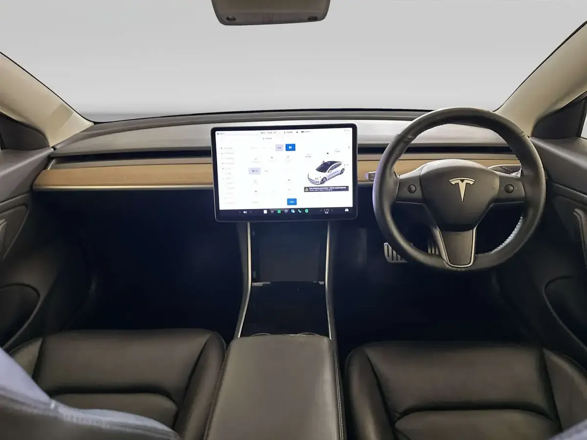 Used Tesla Model 3 Performance 330 kW (449 HP) 2020 White Sedan