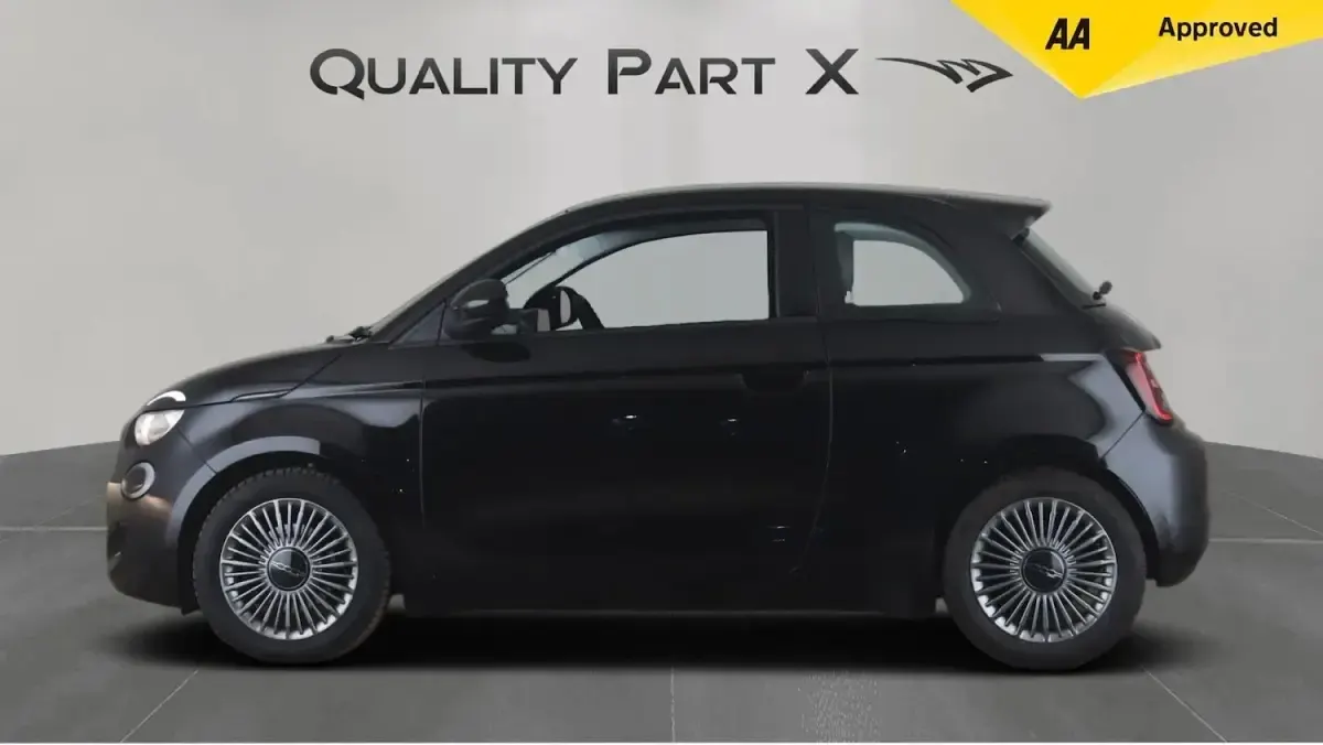 Used Fiat 500e Icon 86 kW (118 HP) 2022 Black Hatchback