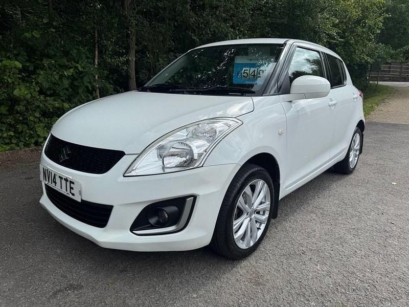 Used Suzuki Swift SZ3 94 HP (69 kW) 2014 White Hatchback