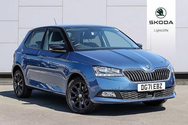 Titan blue metallic black magic pearl effect Used 2021 Skoda Fabia SE Hatchback | £14,790 (Fair price) - Image 1/3