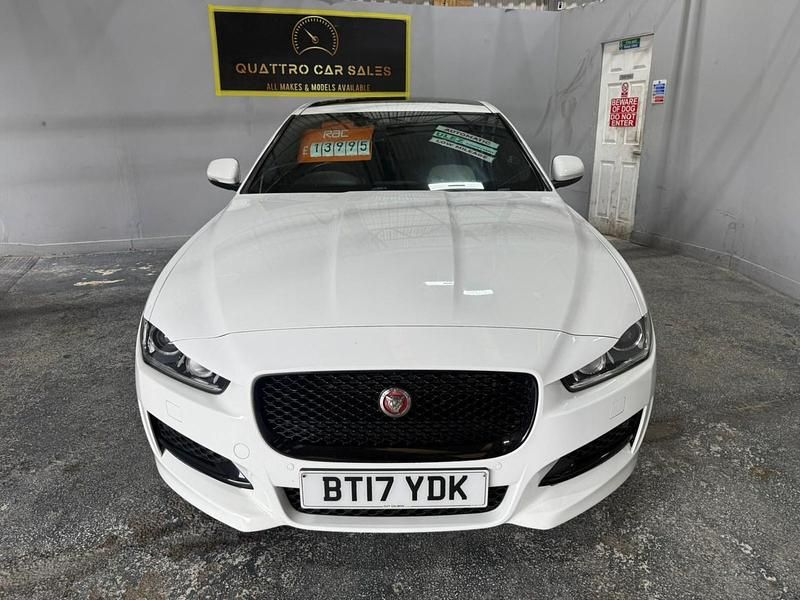 Used Jaguar XE R-Sport 250 HP (183 kW) 2017 White Sedan