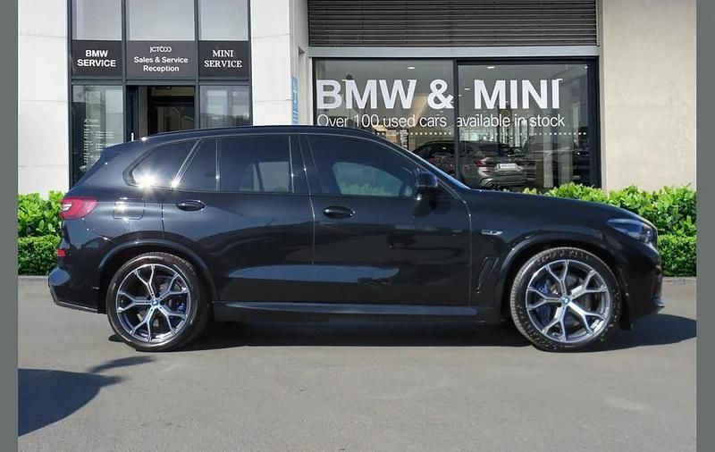 Używany BMW X5 M Sport 394 KM (289 kW) 2022 Czarny SUV
