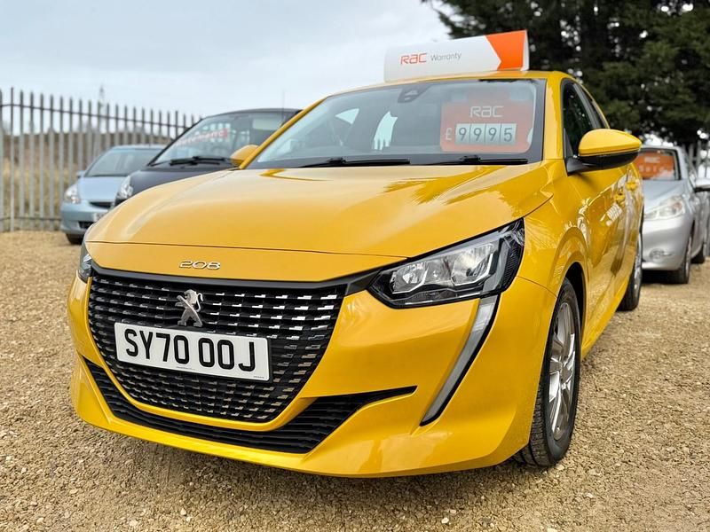 Used Peugeot 208 Active 75 HP (55 kW) 2020 Yellow Hatchback