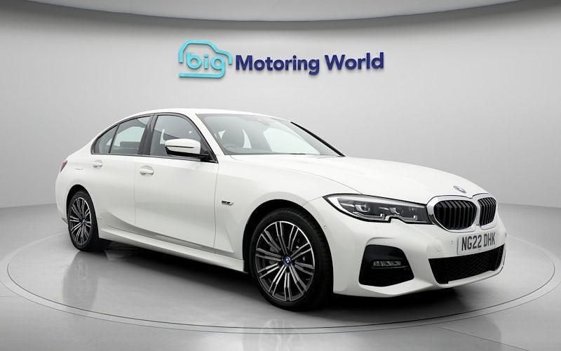 Used BMW 330e M Sport 292 HP (214 kW) 2022 White Sedan