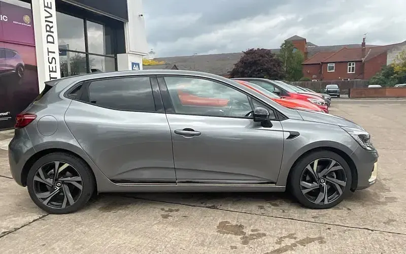 Used Renault Clio Engineered 145 HP (106 kW) 2023 Hatchback