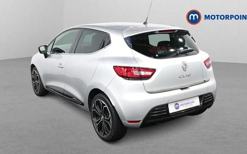 Used Renault Clio IV Iconic 90 HP (66 kW) 2019 Silver Hatchback