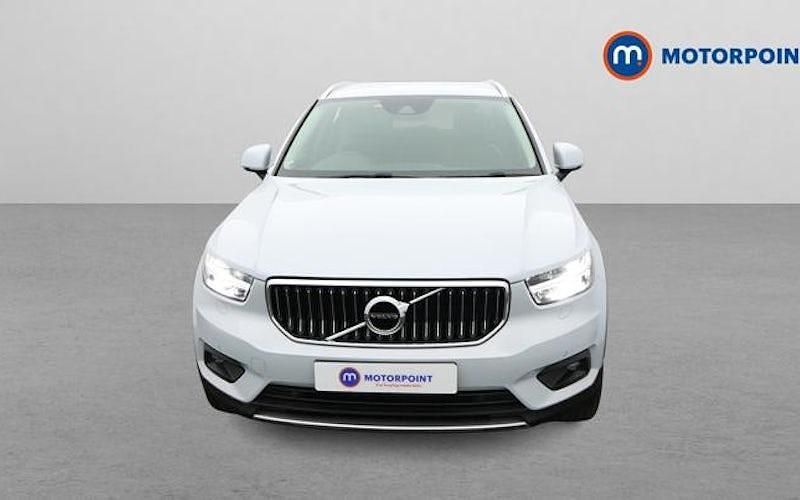 Used Volvo XC40 Inscription 262 HP (192 kW) 2021 Silver SUV