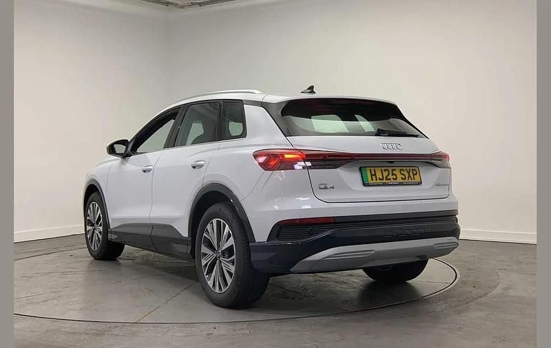 Used Audi Q4 e-tron Sport 210 kW (286 HP) 2025 White SUV