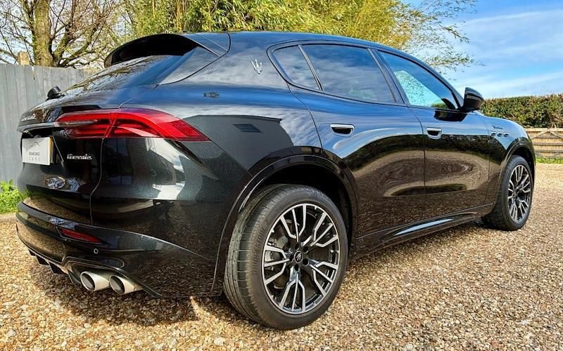 Used Maserati Grecale 300 HP (220 kW) 2025 Black SUV