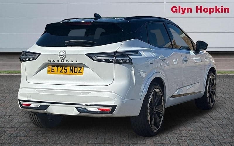 Used Nissan Qashqai 140 HP (102 kW) 2025 Black SUV