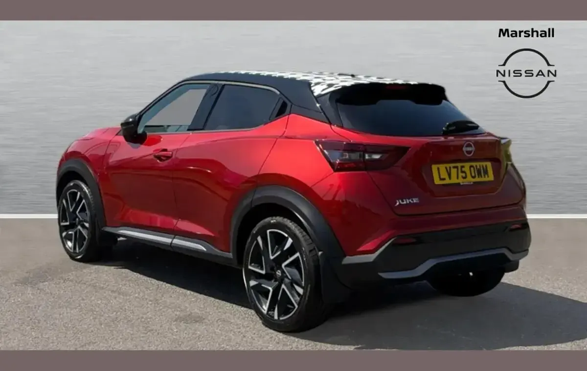 Used Nissan Juke Tekna+ 114 HP (83 kW) 2025 Fuji sunset red SUV