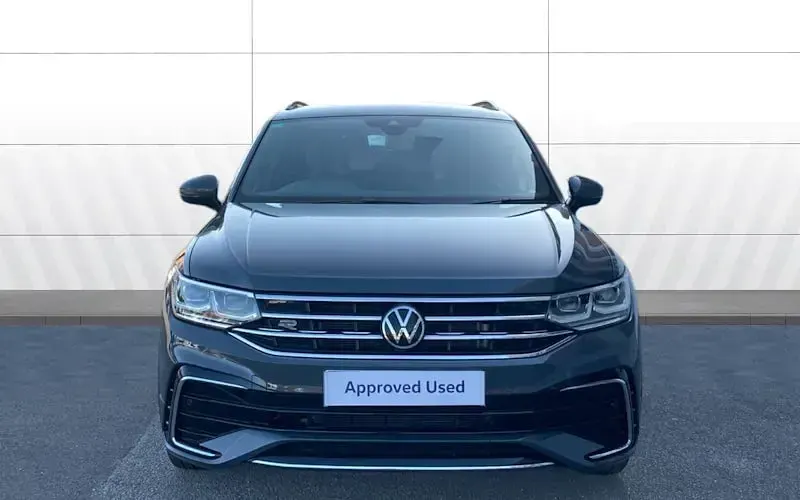 Used VW Tiguan R-line 150 HP (110 kW) 2023 Grey SUV