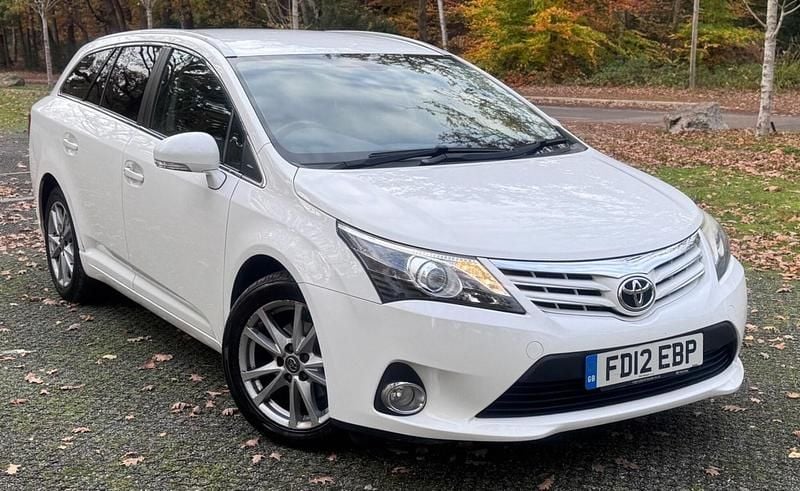 White Used 2012 Toyota Avensis Estate | £4,190 (Fair price) - Image 1/3