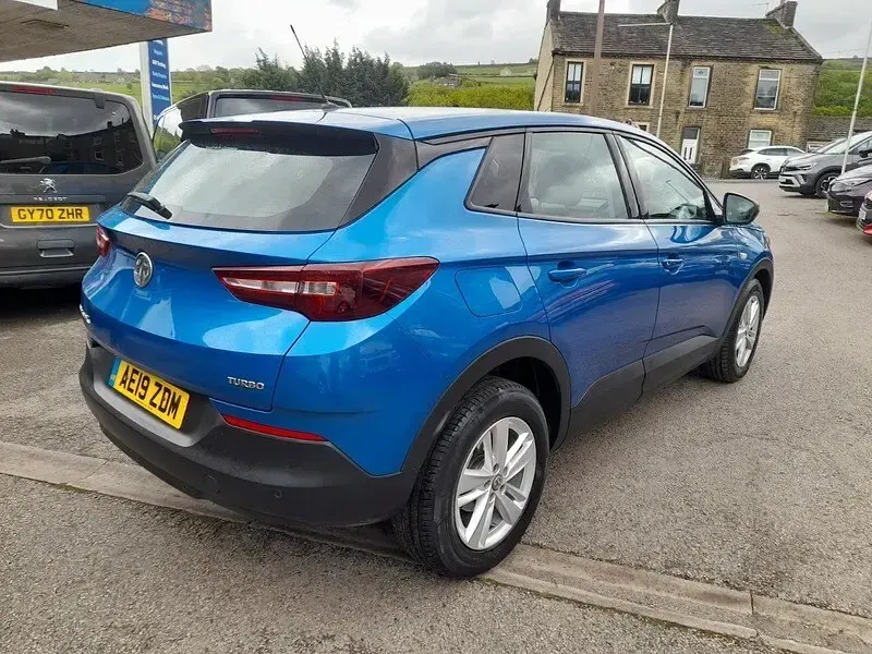 Used Vauxhall Grandland X S 130 HP (95 kW) 2019 Blue SUV