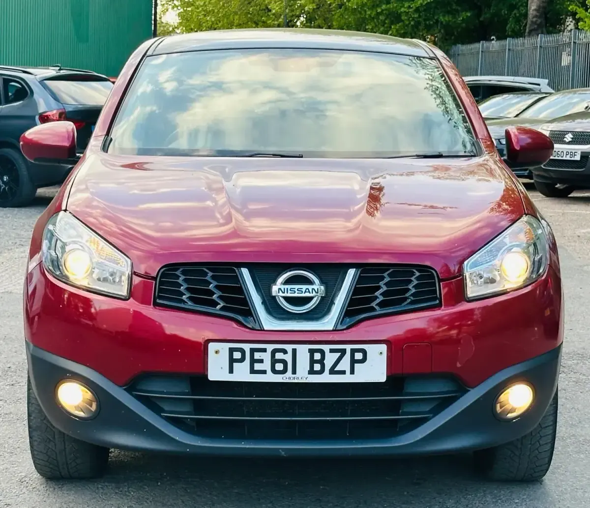 Second-hand Nissan Qashqai +2 Acenta 117 CP (86 kW) 2011 Roșu SUV