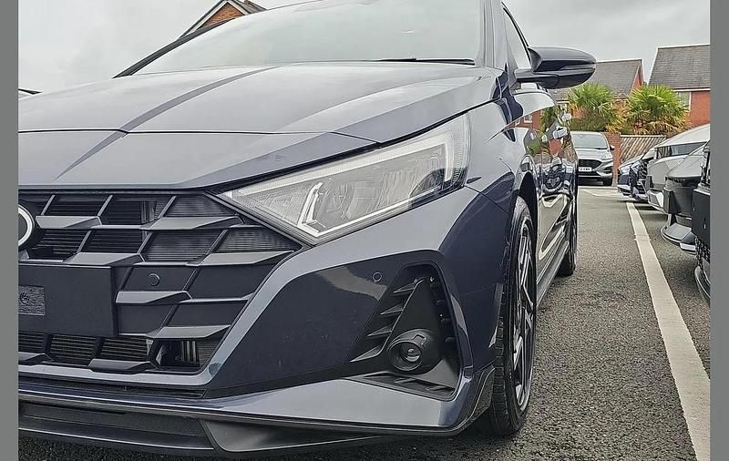 New Hyundai i20 Ultimate 99 HP (72 kW) 2025 Blue Hatchback