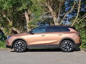 Used Vauxhall Grandland X 136 HP (100 kW) 2025 Brown SUV