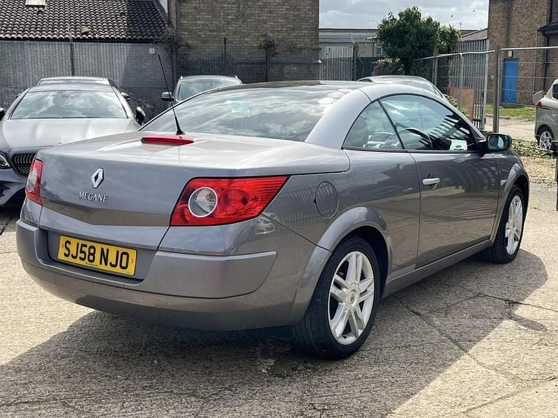 Używany Renault Mégane Cabriolet Dynamique 2008 Szary Kabriolet