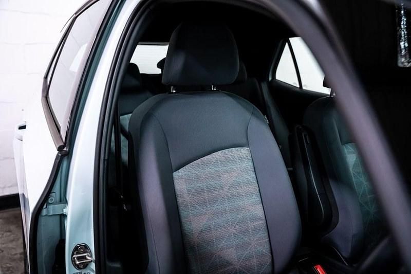 Used VW ID.3 Pro Performance 150 kW (204 HP) 2021 White Hatchback