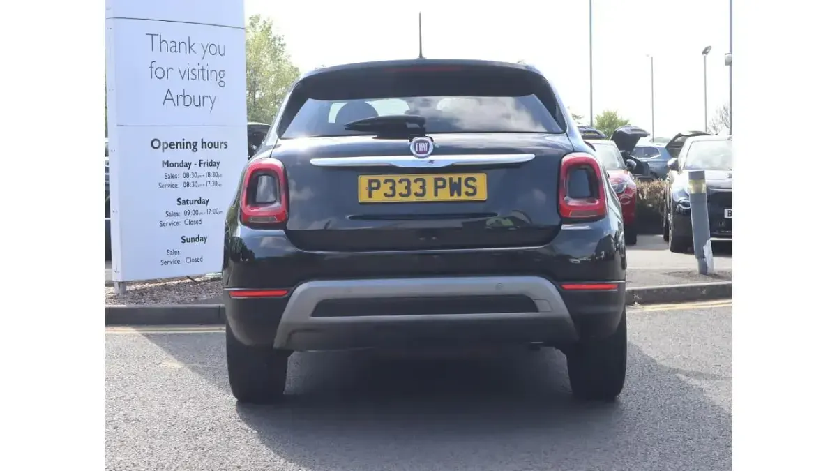 Usado Fiat 500X Red 148 HP (108 kW) 2021 Preto SUV