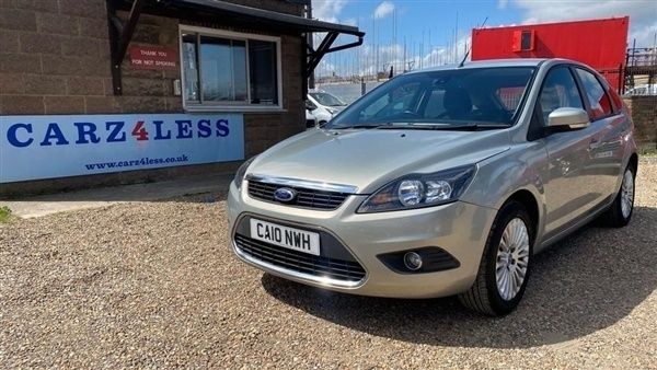 Silver Used 2010 Ford Focus Titanium Hatchback | £4,495 (Fair price) - Image 1/1