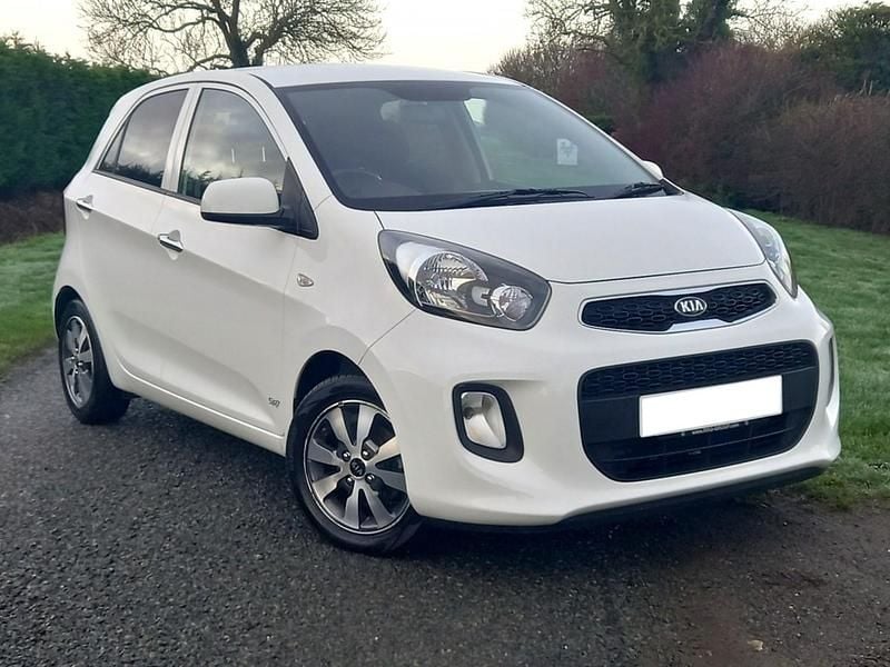White Used 2016 Kia Picanto Hatchback | £5,495 (Fair price) - Image 1/4