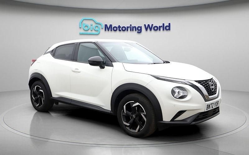Used Nissan Juke N-Connecta 114 HP (83 kW) 2023 White SUV