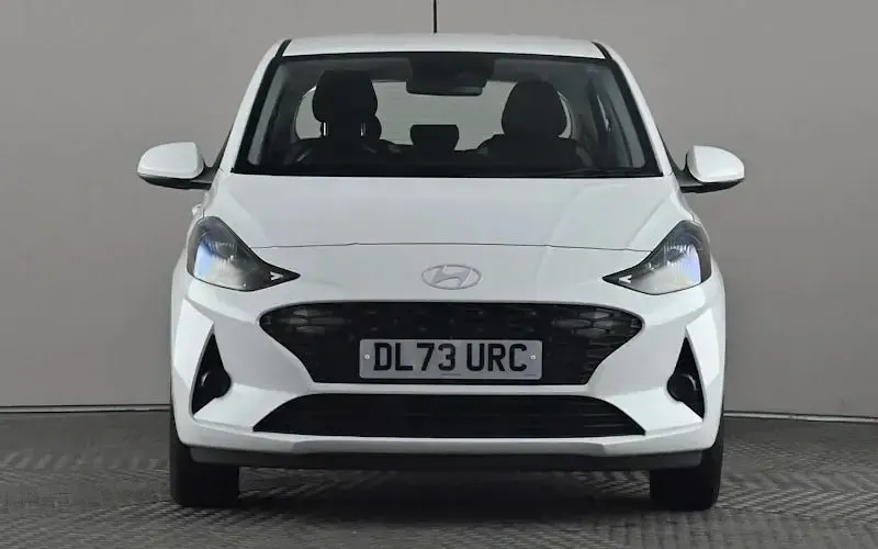 Gebraucht Hyundai i10 Advanced 67 PS (49 kW) 2025 Kleinwagen