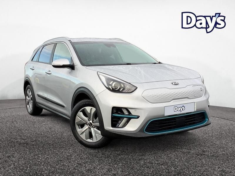 Silver Used 2021 Kia e-Niro SUV | £14,999 (Good price) - Image 1/4