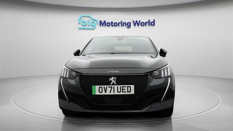 Used Peugeot e-208 Premium 100 kW (136 HP) 2022 Black Hatchback