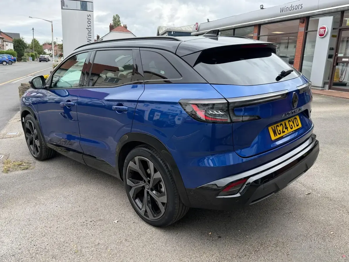 Used Renault Austral Techno Esprit Alpine 200 HP (147 kW) 2024 Blue/black SUV