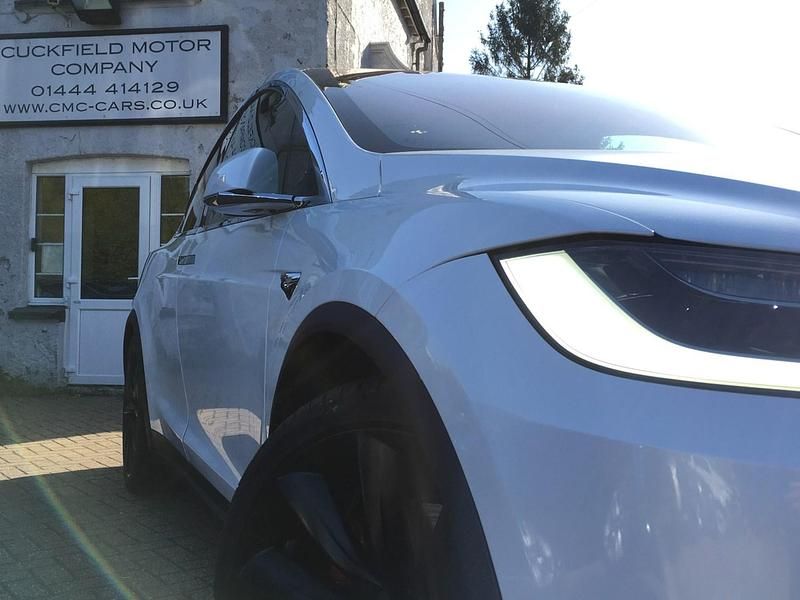 Used Tesla Model X 448 kW (610 HP) 2017 White SUV