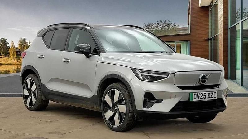 Silver Used 2025 Volvo EX40 Plus SUV | £34,250 (Super price) - Image 1/4