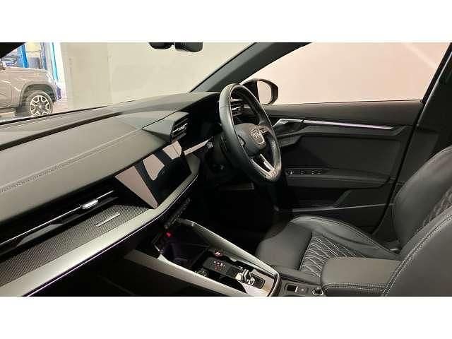 Image 2/4