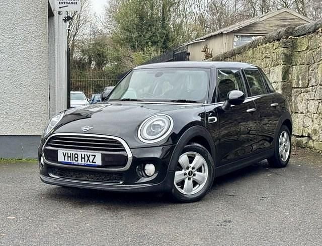 Used Mini Cooper Hatch 136 HP (100 kW) 2018 Black Hatchback