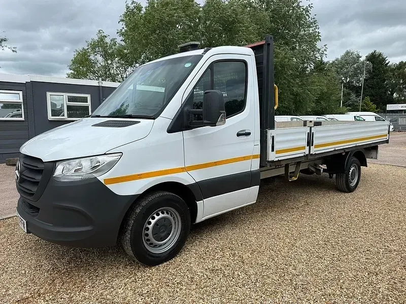 Used Mercedes Sprinter Progressive 170 HP (125 kW) 2022 White Van