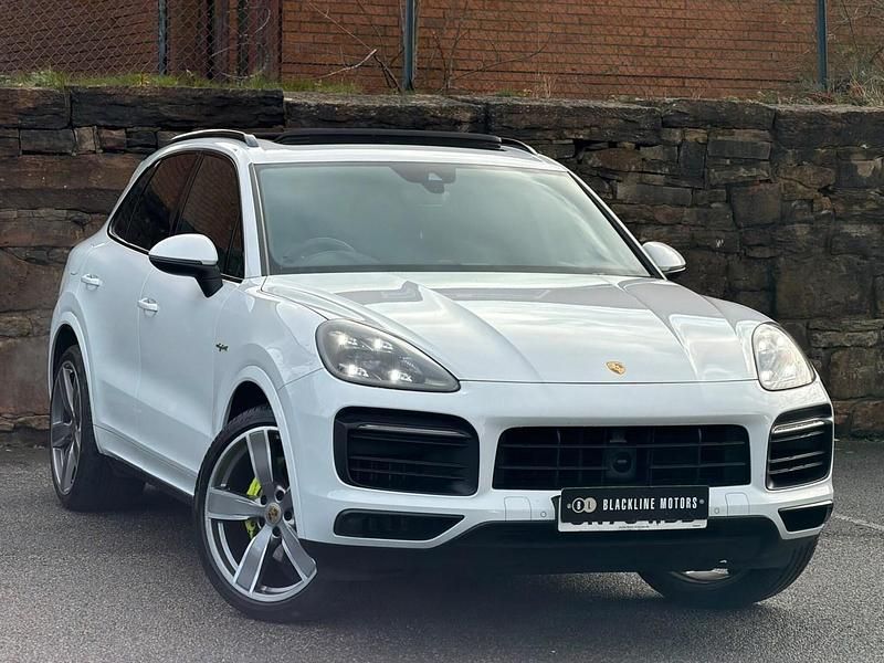 Used Porsche Cayenne 462 HP (339 kW) 2020 White SUV