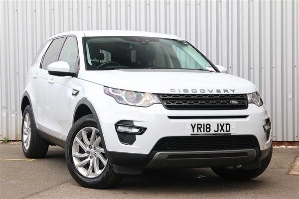 White Used 2018 Land Rover Discovery Sport SE SUV | £13,290 (Good price) - Image 1/1