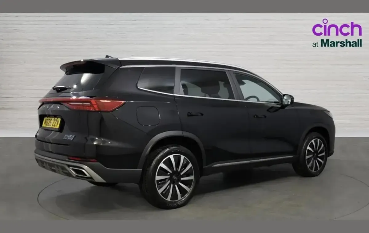 New Chery Tiggo 8 326 HP (239 kW) 2026 Black SUV