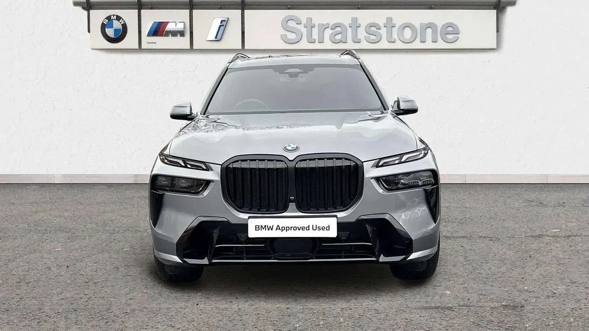Usado BMW X7 M Sport 347 CV (255 kW) 2026 Gris SUV