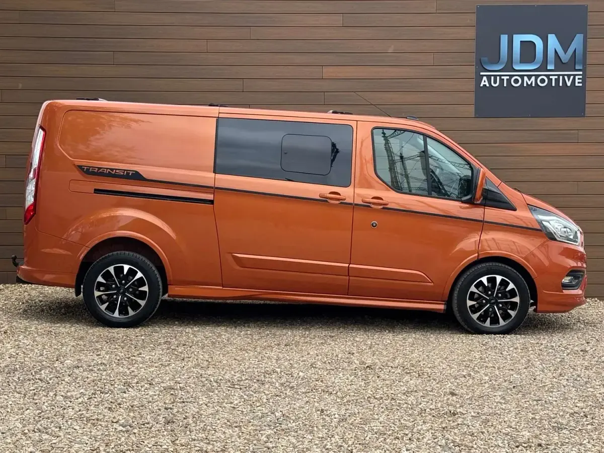 Usado Ford Transit Custom Sport 185 HP (136 kW) 2022 Laranja Van