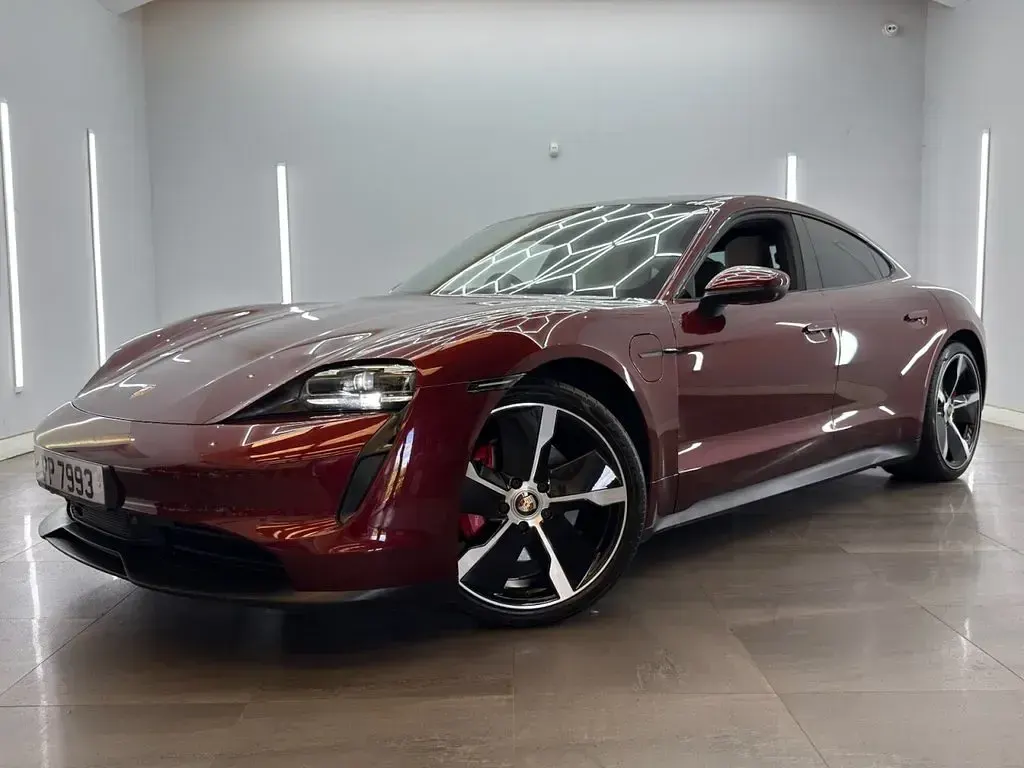 Used Porsche Taycan Performance Package 11 kW (15 HP) 2022 Red Sedan