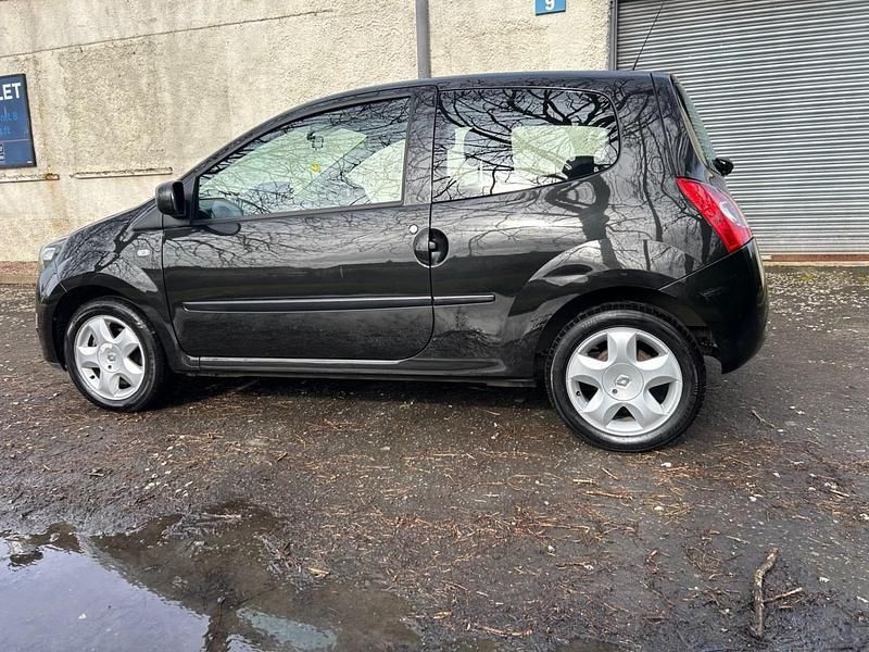 Used Renault Twingo Dynamique 75 HP (55 kW) 2013 Black Hatchback
