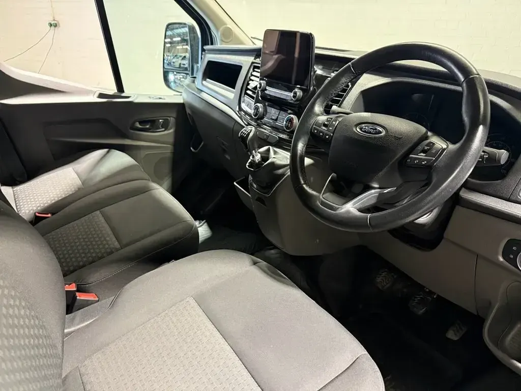 Used Ford Transit Limited 185 HP (136 kW) 2021 Blue Van